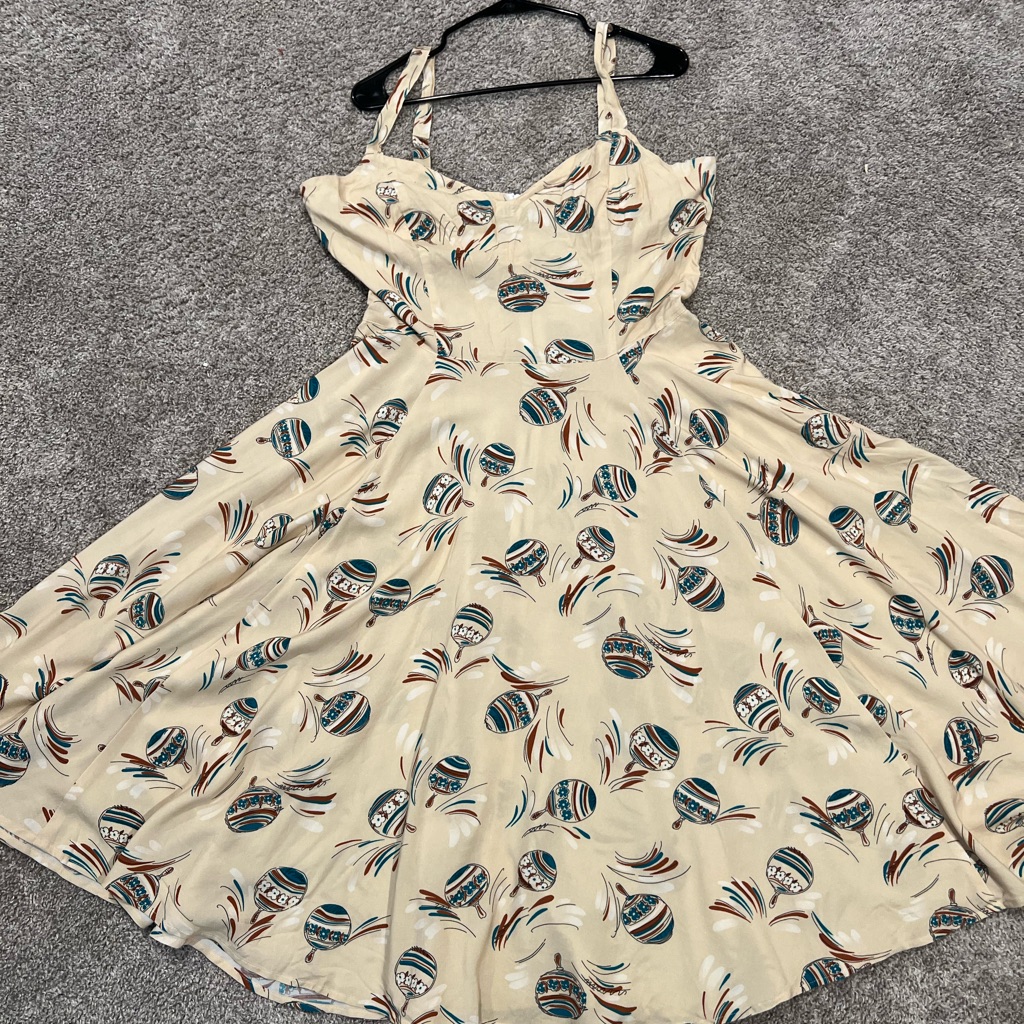Vintage Style Cream Dress With Pattern Bernie Dexter